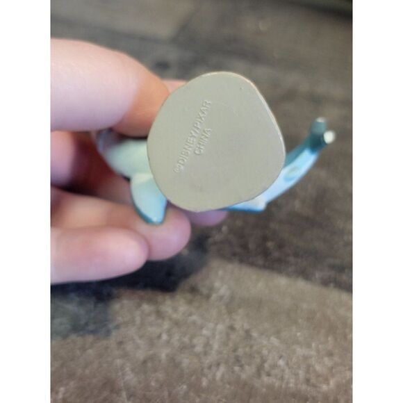 Bruce shark Nemo bombs Disney Pixar toy figure - Picture 4 of 4